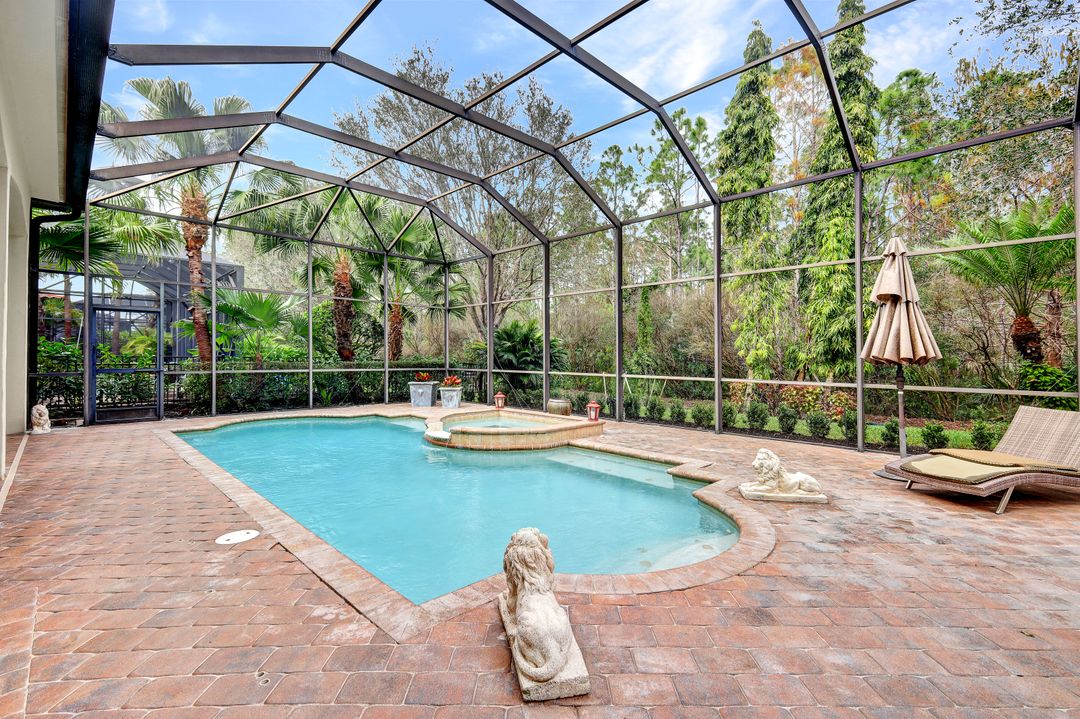 16830 Cabreo Dr, Naples, FL 34110