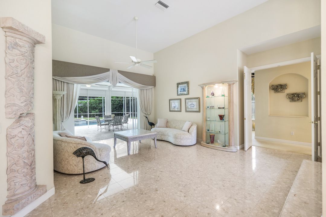 12820 Silverthorn Ct, Bonita Springs, FL 34135