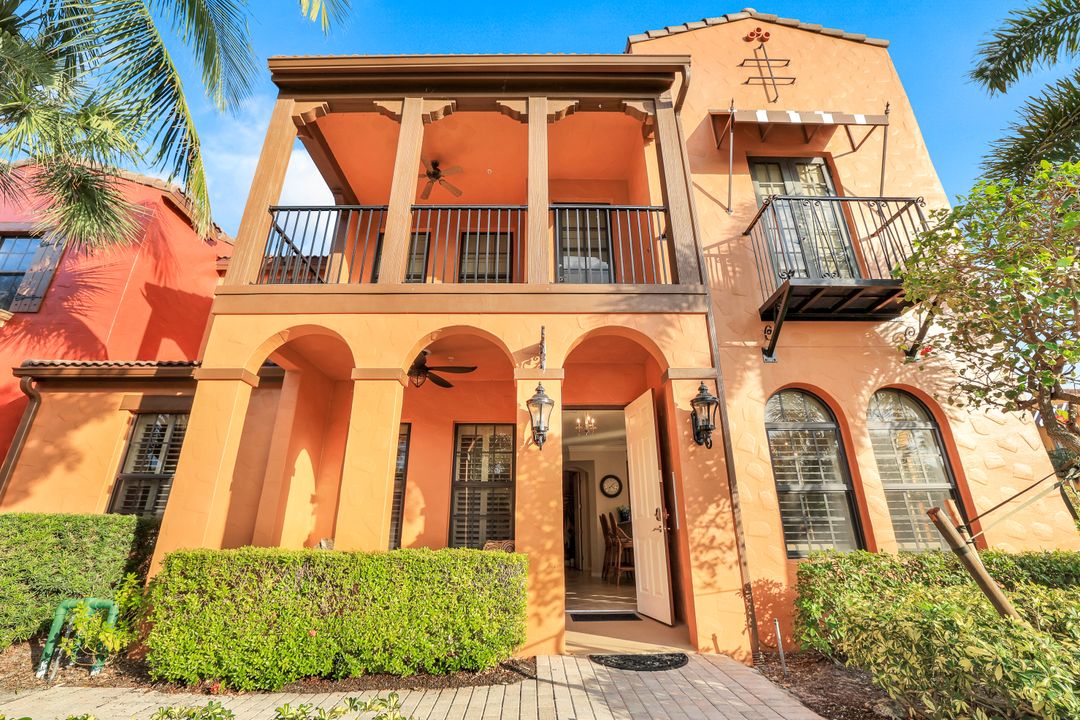 8985 Cambria Cir #2103, Naples, FL 34113