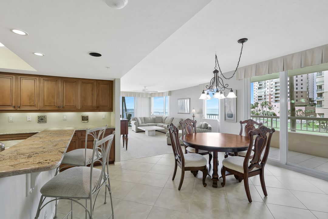 990 Cape Marco Dr  #208, Marco Island, FL 34145