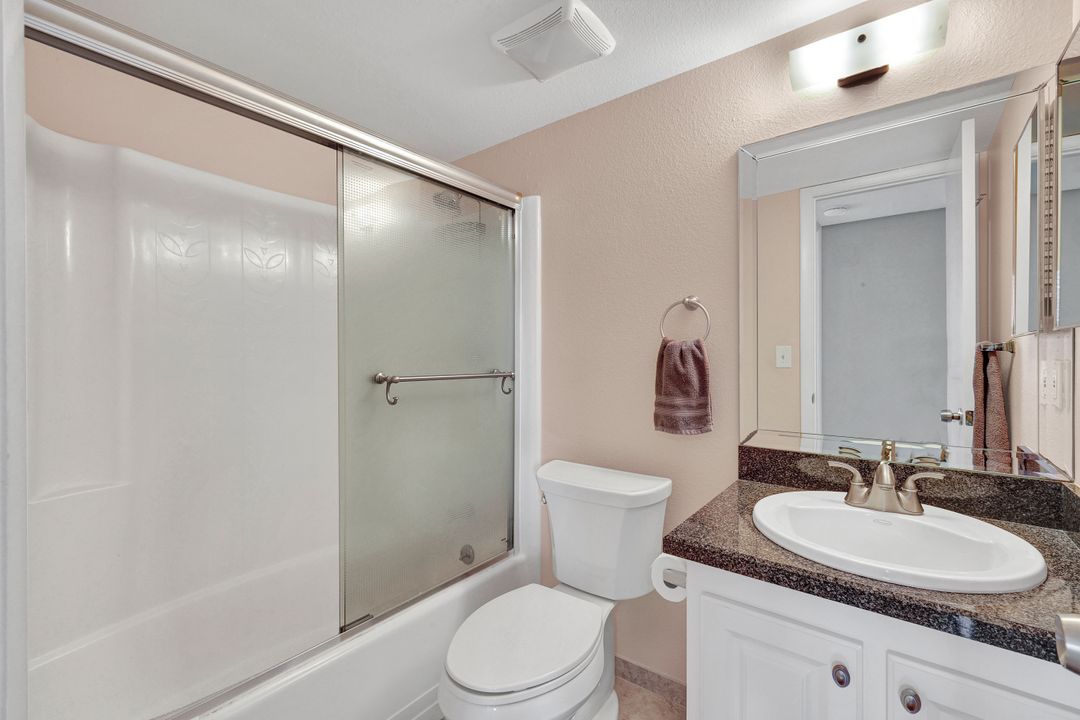 4346 27th Ct SW #201, Naples, FL 34116