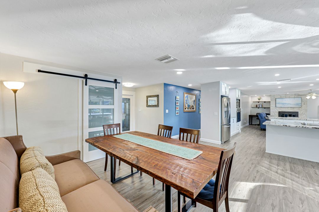 1326 SE 21st Ave, Cape Coral, FL 33990