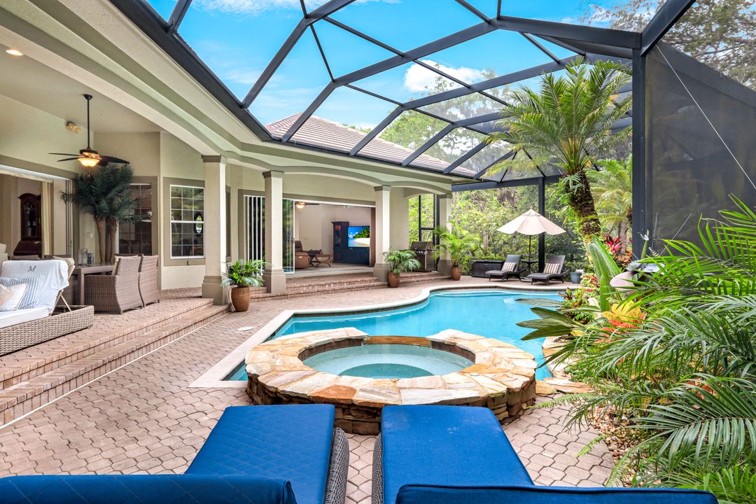 12099 Collier's Reserve Dr, Naples, FL 34110