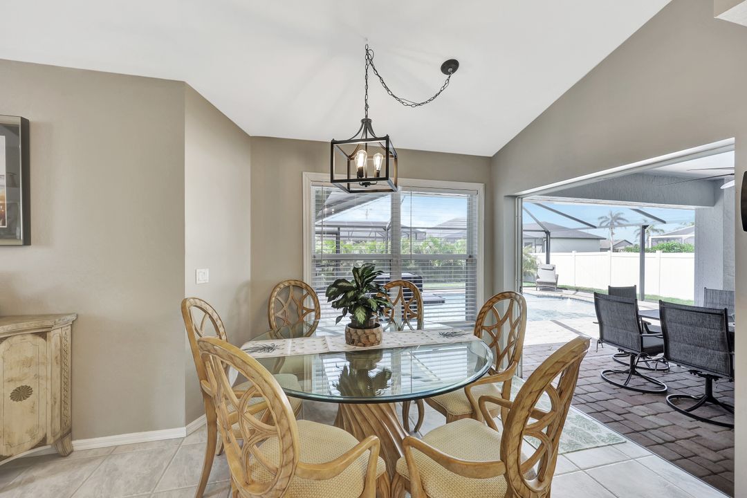 1918 Cape Coral Pkwy W, Cape Coral, FL 33914