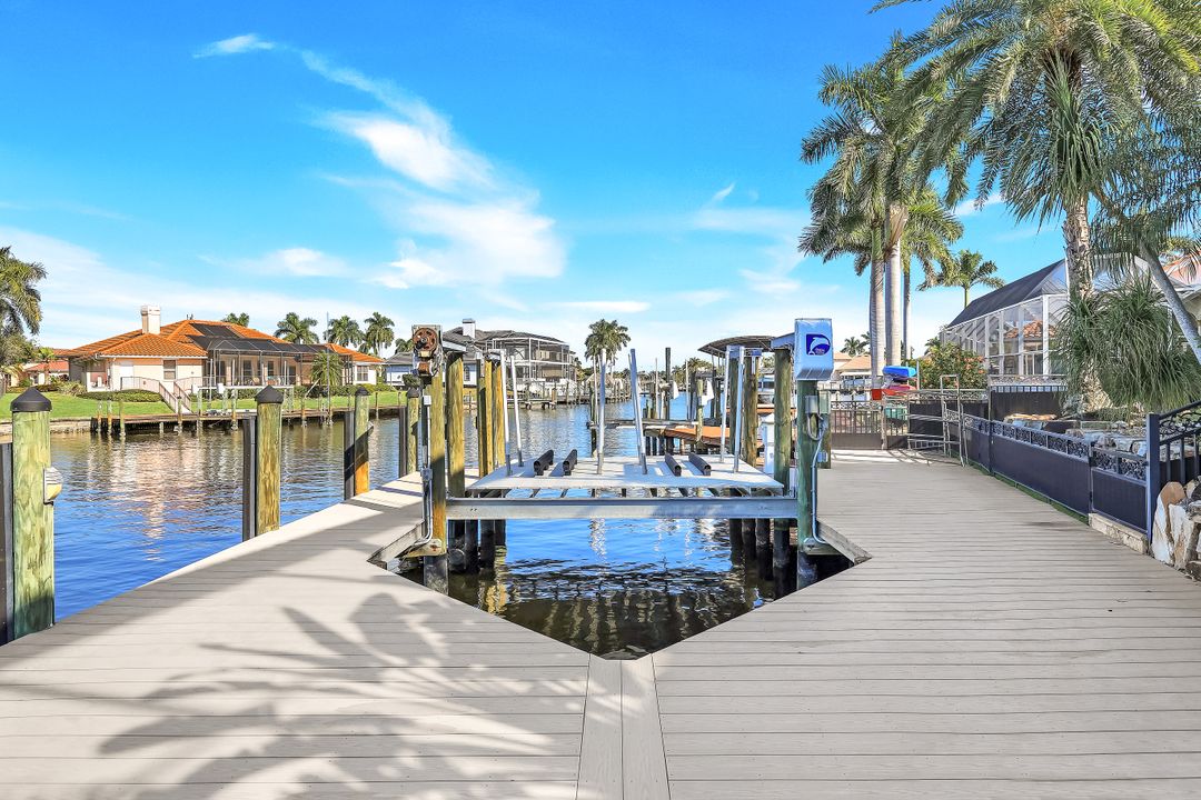 1433 SW 57th Terrace, Cape Coral, FL 33914