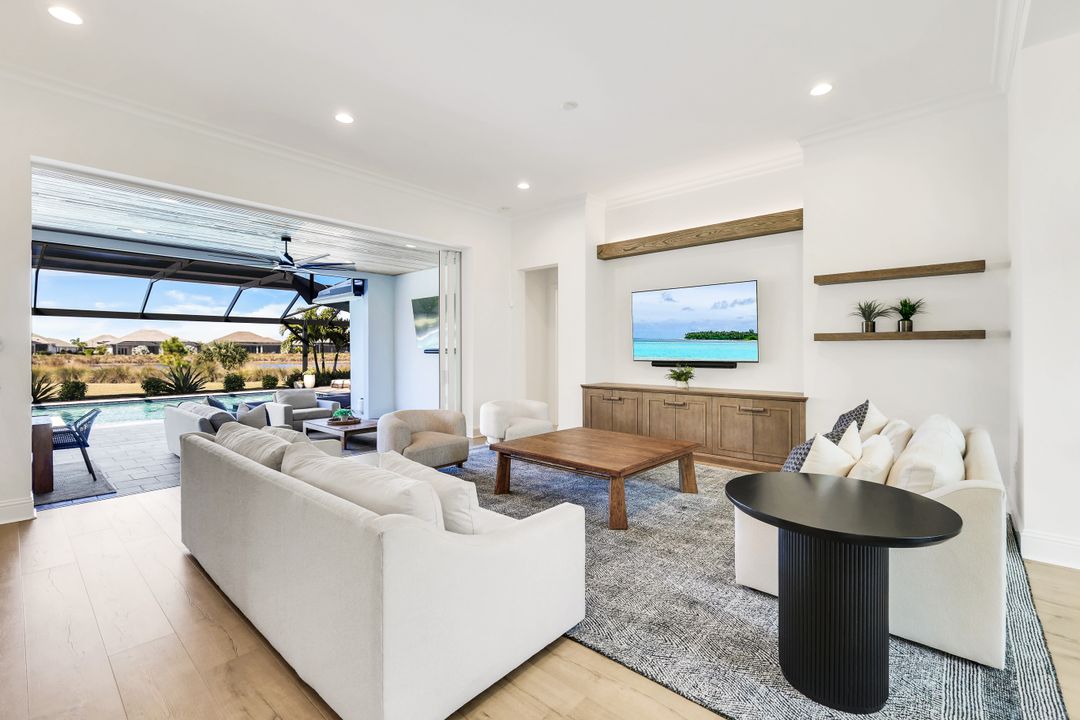 6273 Negril Isle Dr, Naples, FL 34113