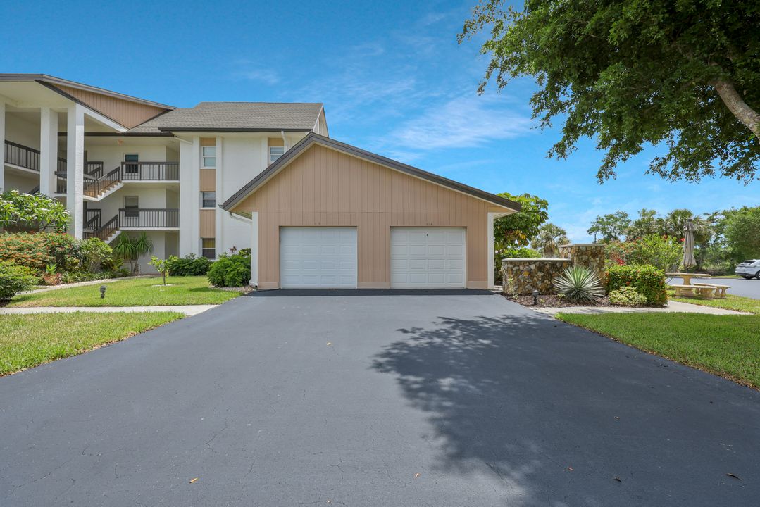 1520 Imperial Golf Course Blvd #214, Naples, FL 34110