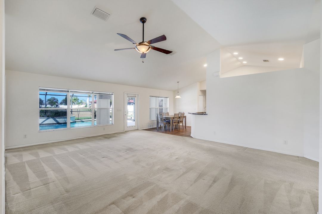 1207 NW 15th Terrace, Cape Coral, FL 33993