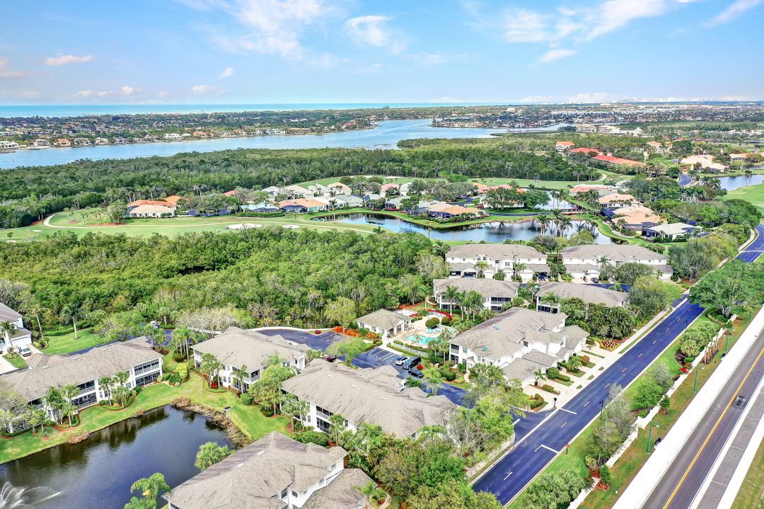 5040 Yacht Harbor Cir #6-201, Naples, FL 34112