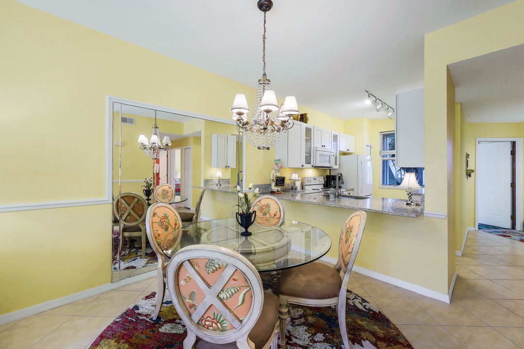 1308 Mainsail Dr #912, Naples, FL 34114