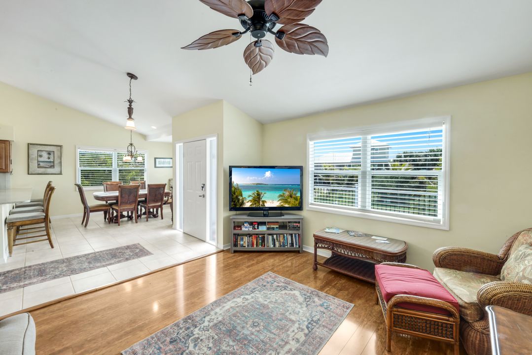 21580 Indian Bayou Dr, Fort Myers Beach, FL 33931