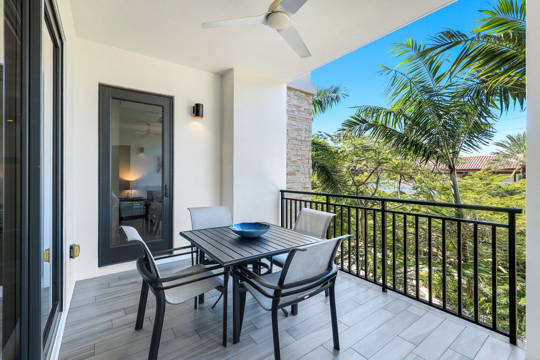 1035 3rd Ave S #305, Naples, FL 34102