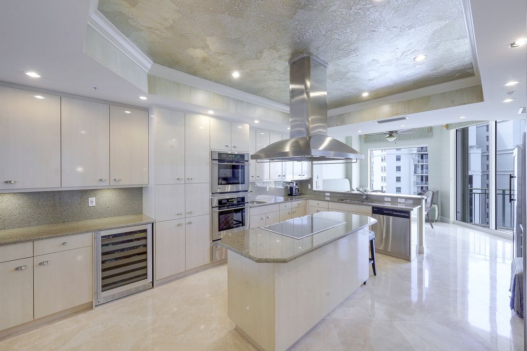 970 Cape Marco Dr #2002, Marco Island, FL 34145