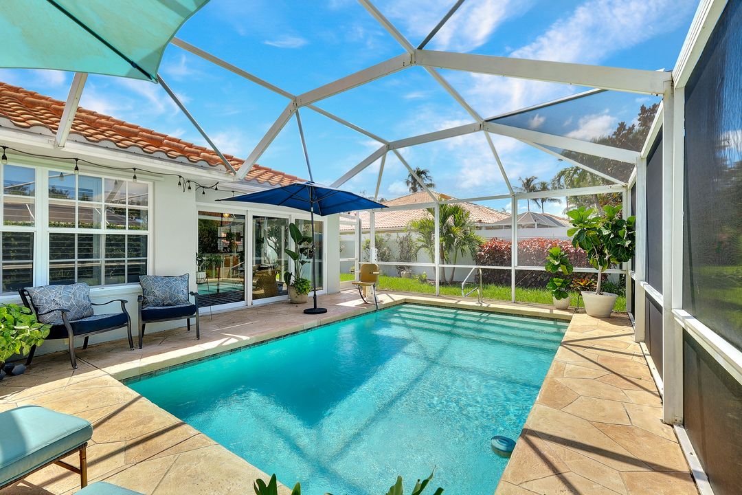5011 Kingston Way, Naples, FL 34119