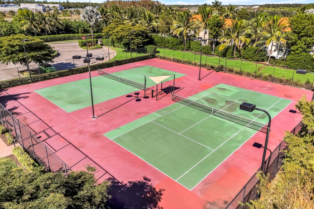 11087 St. Roman Way, Bonita Springs, FL 34135