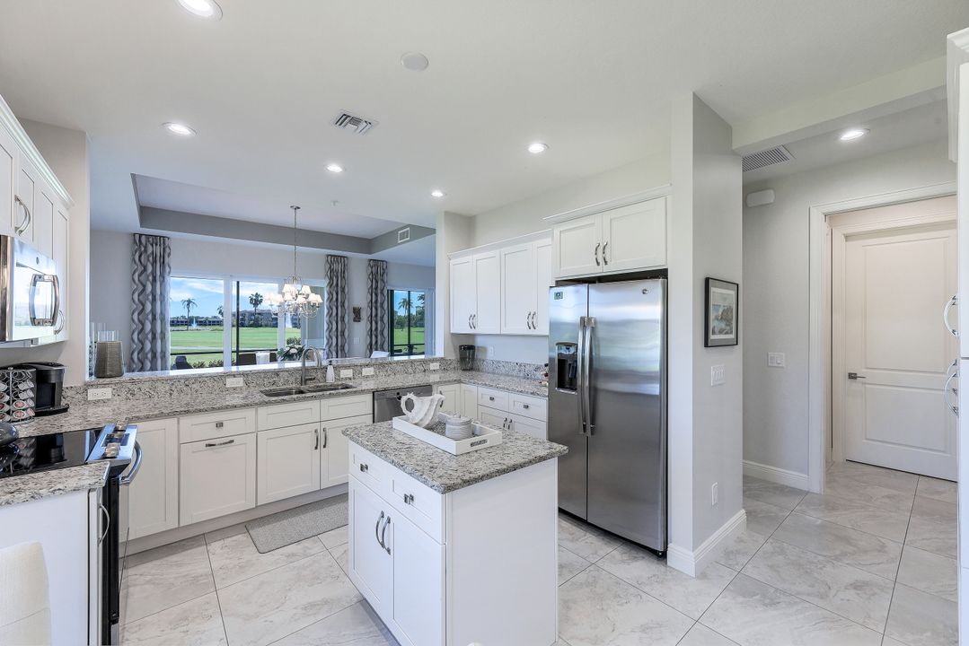 604 El Camino Real #101, Naples, FL 34119