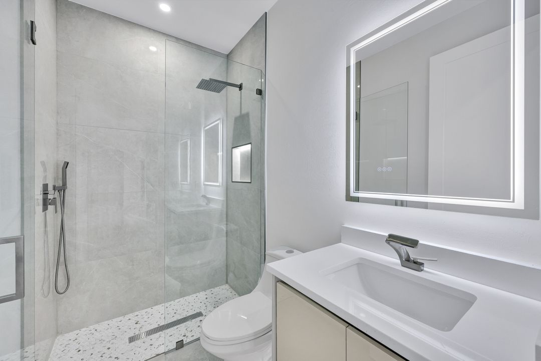 1901 NW 27th St, Cape Coral, FL 33993