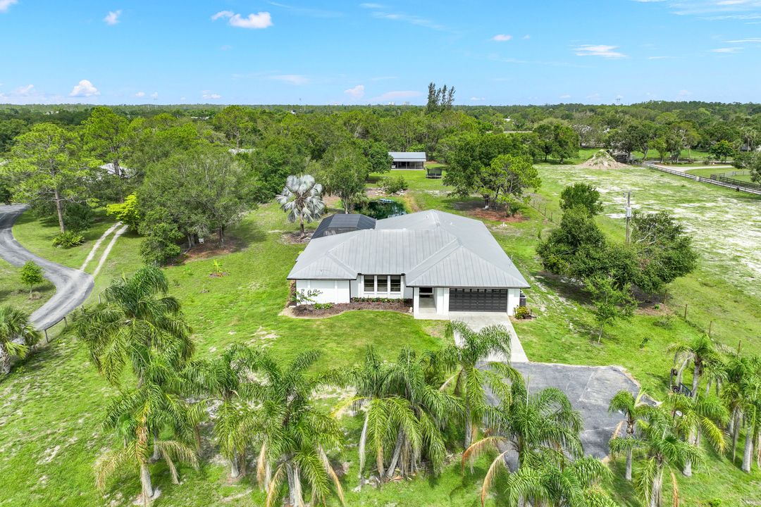 6170 Neal Rd, Fort Myers, FL 33905