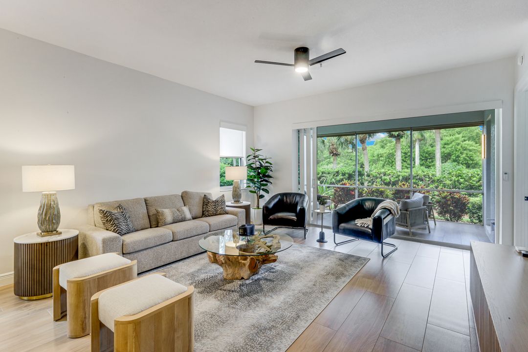 4700 Yacht Harbor Dr #611, Naples, FL 34112