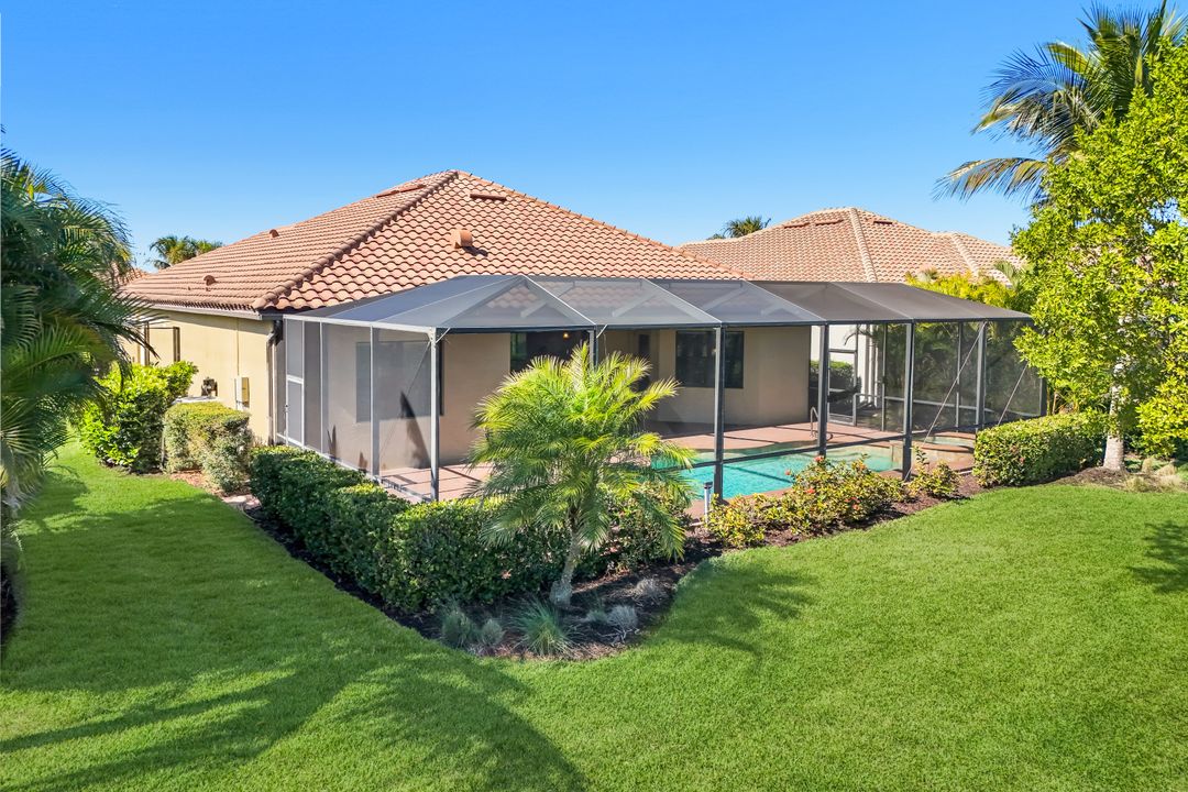 28085 Wicklow Ct, Bonita Springs, FL 34135