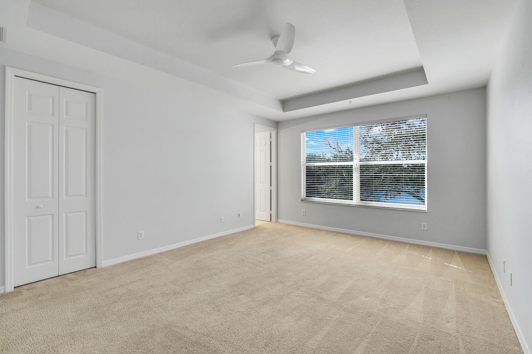 1370 Mariposa Cir #102, Naples, FL 34105