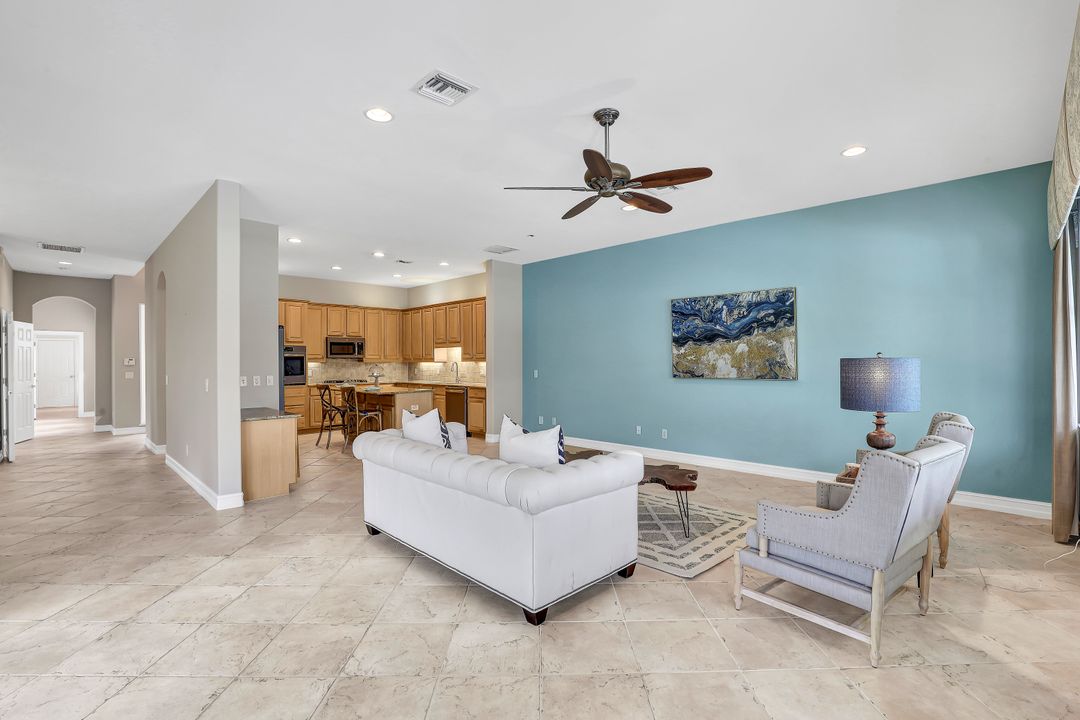 10513 Bellagio Dr, Fort Myers, FL 33913