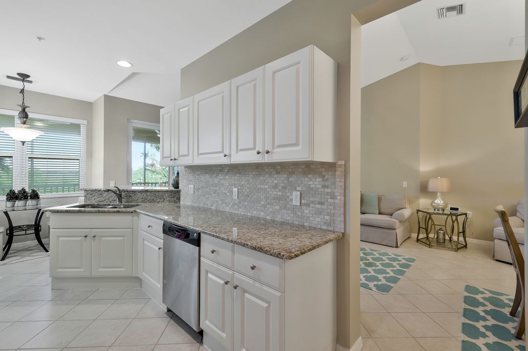 4665 Hawks Nest Way #203, Naples, FL 34114