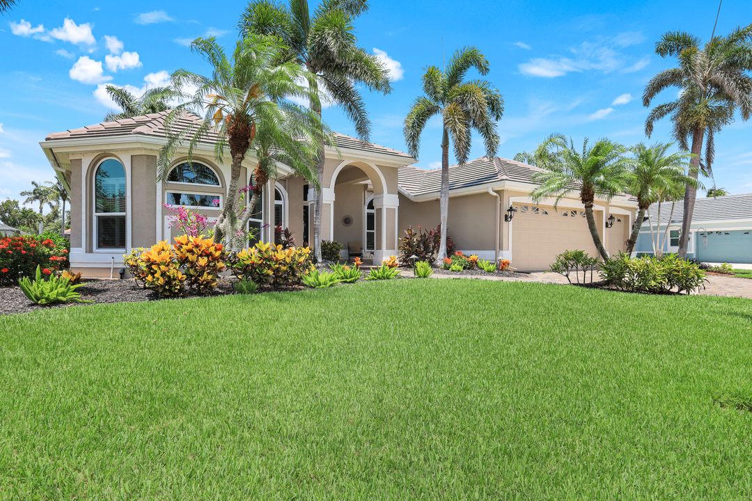 5606 Merlyn Ln, Cape Coral, FL 33914