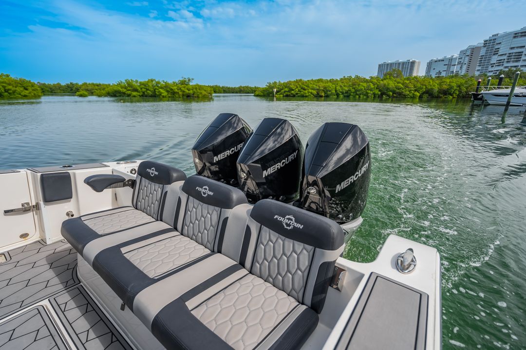 445 Dockside Dr, Naples, FL 34110