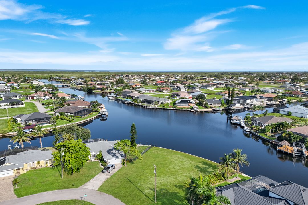 3713 NW 14th St, Cape Coral, FL 33993