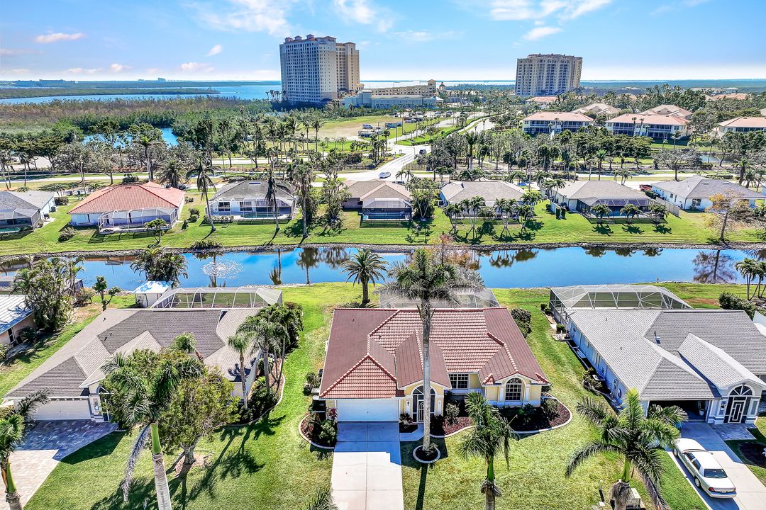 1046 SW 57th St, Cape Coral, FL 33914