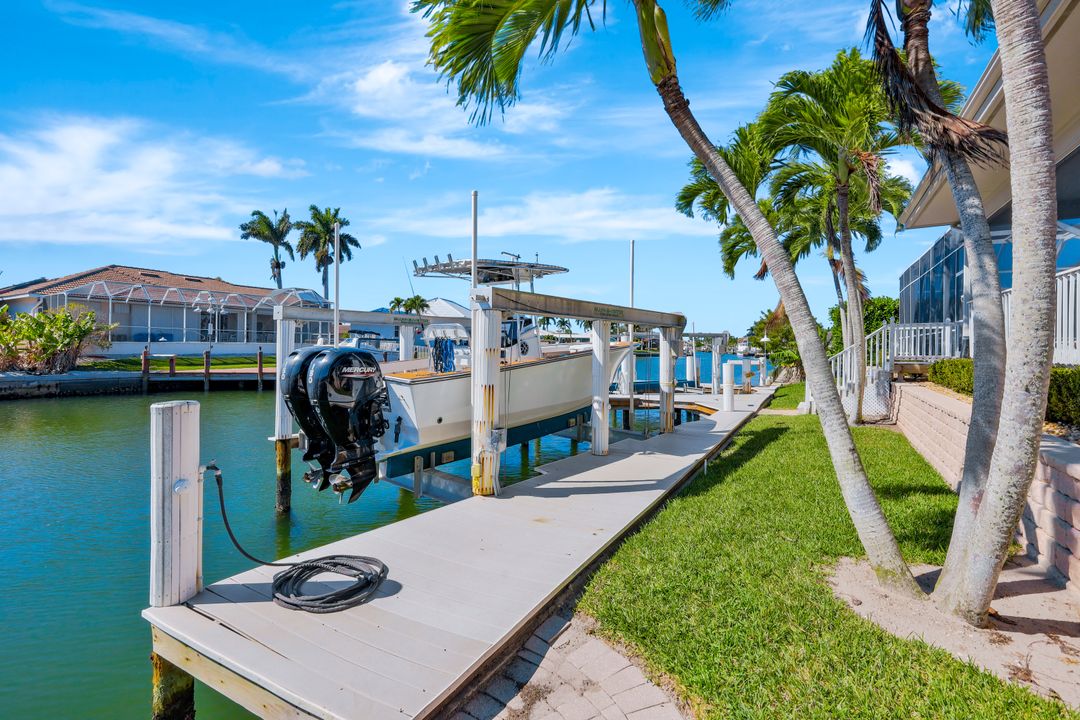 230 Windbrook Ct, Marco Island, FL 34145