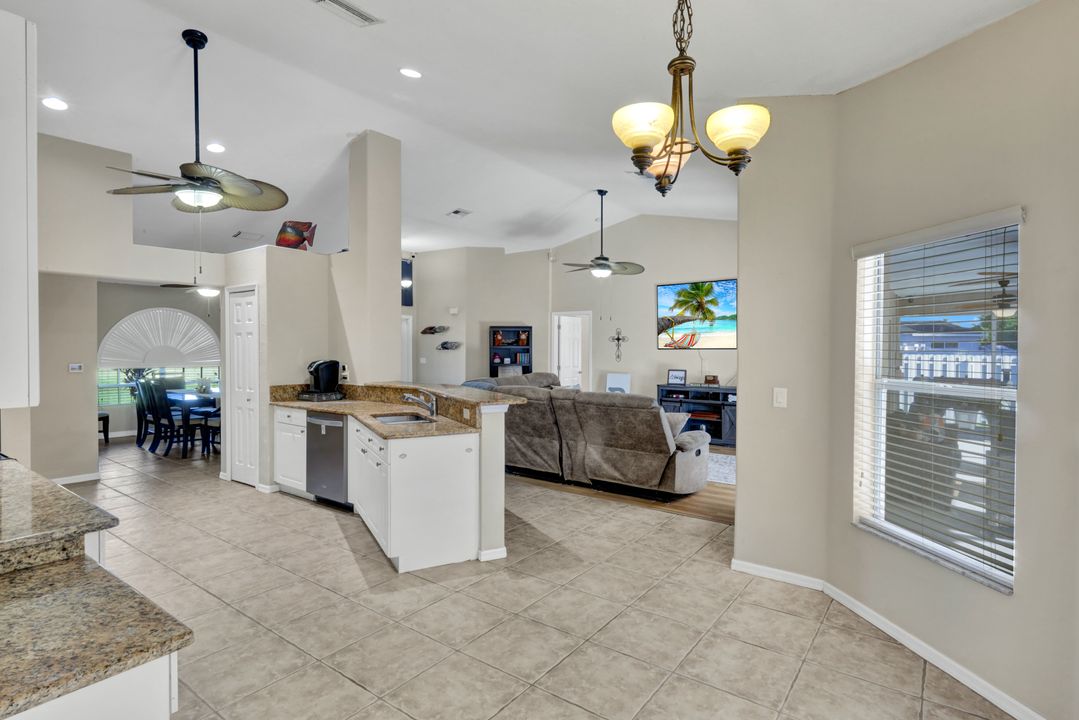 1121 NW 27th Ave, Cape Coral, FL 33993