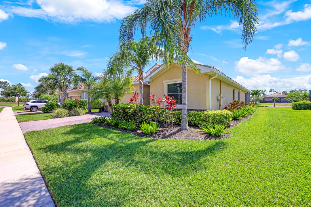 3624 Valle Santa Cir, Cape Coral, FL 33909