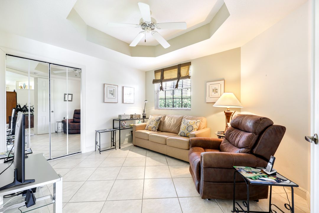 610 Laguna Royale Blvd #1001, Naples, FL 34119