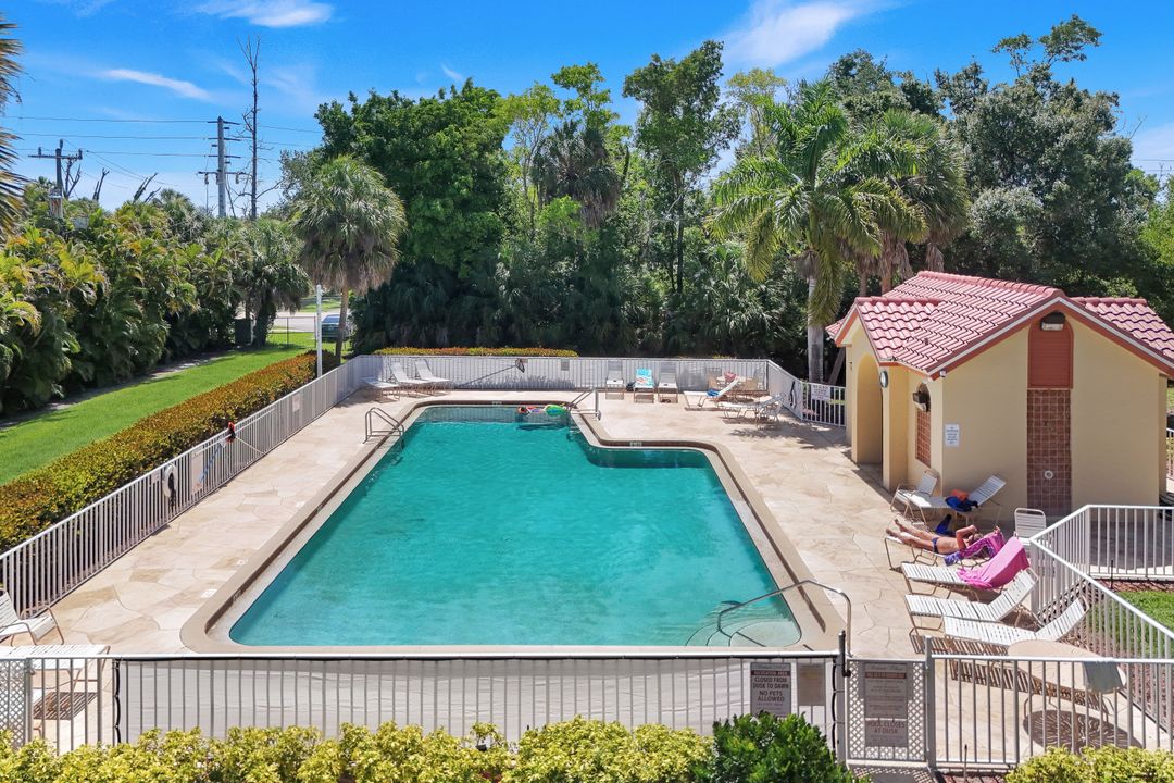 9830 Mar Largo Cir, Fort Myers, FL 33919