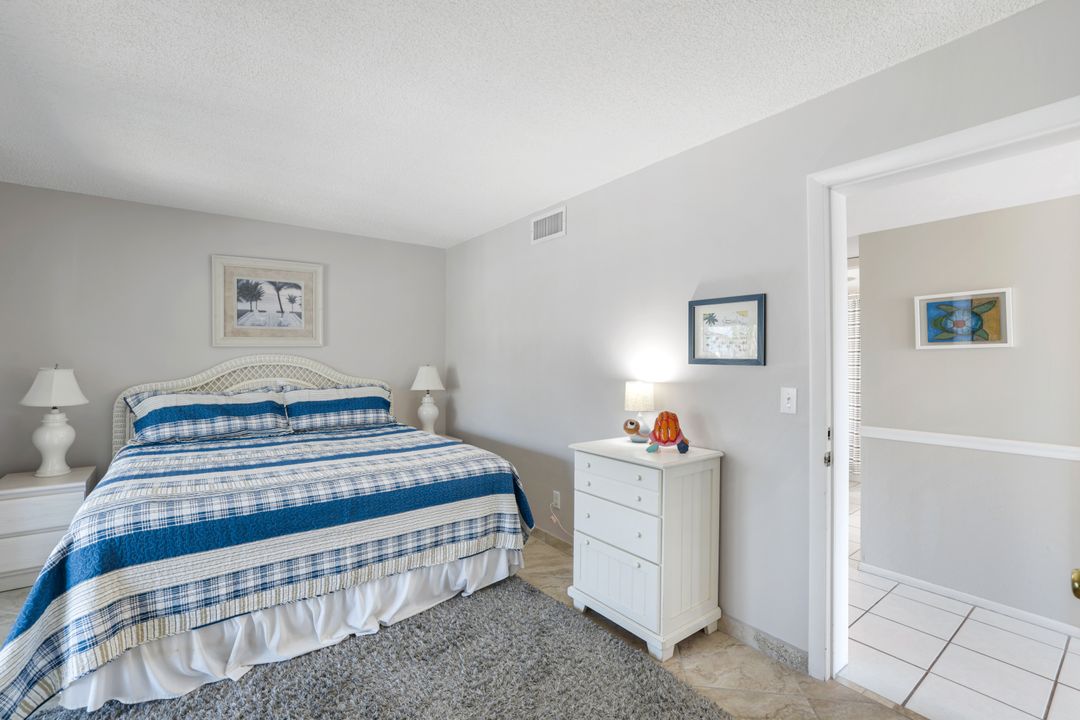 1246 Fulgur St #112, Sanibel, FL 33957