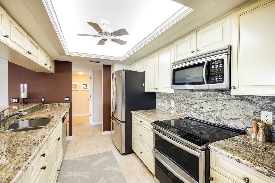 16580 Waters Edge Ct #202, Fort Myers, FL 33908