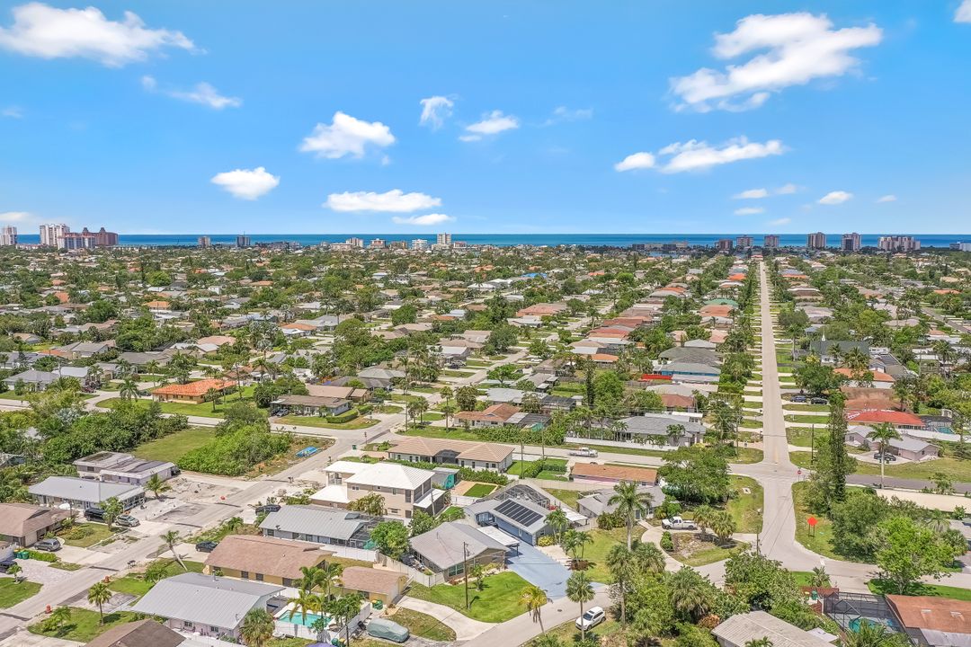 814 107th Ave N, Naples, FL 34108