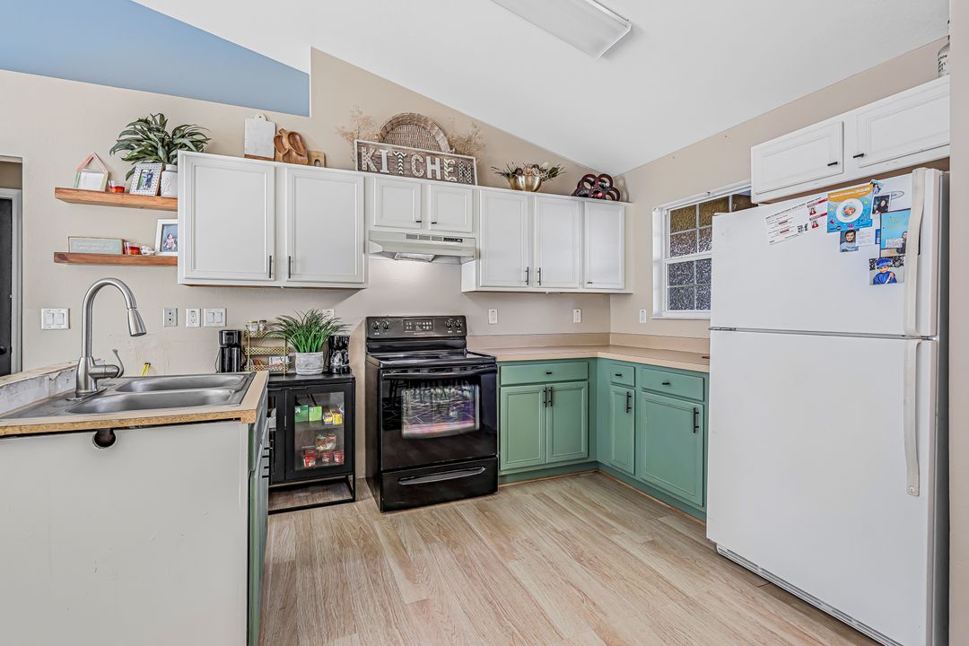 242 North Ave, Lehigh Acres, FL 33936