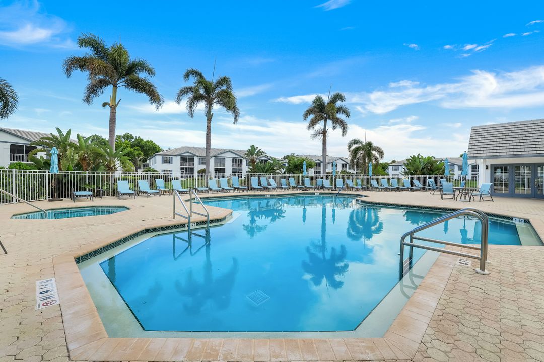 859 Tanbark Dr #101, Naples, FL 34108