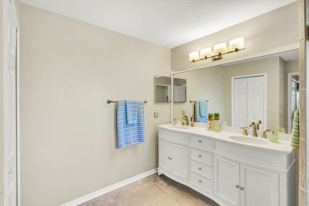 3722 SW 20th Pl, Cape Coral, FL 33914