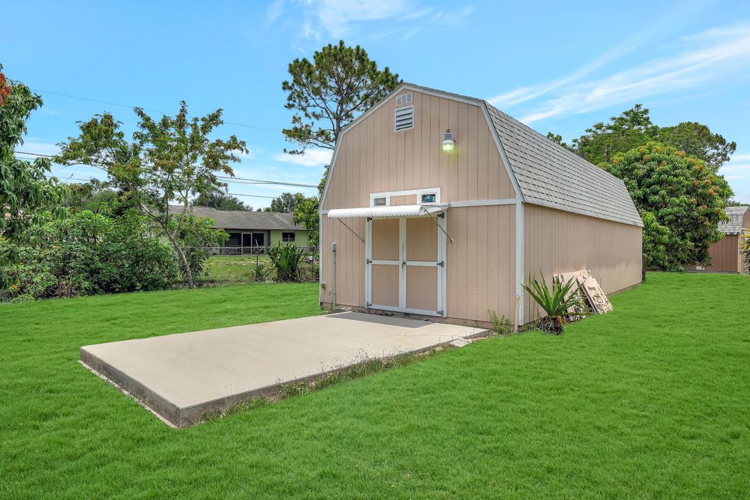 27288 Bourbonniere Dr, Bonita Springs, FL 34135