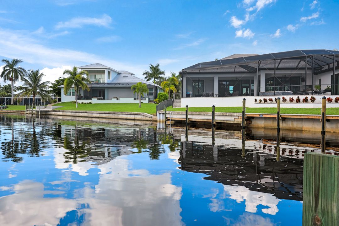 5314 Nautilus Dr, Cape Coral, FL 33904