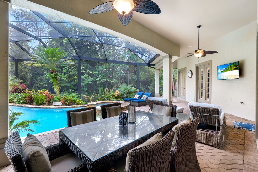 12099 Collier's Reserve Dr, Naples, FL 34110