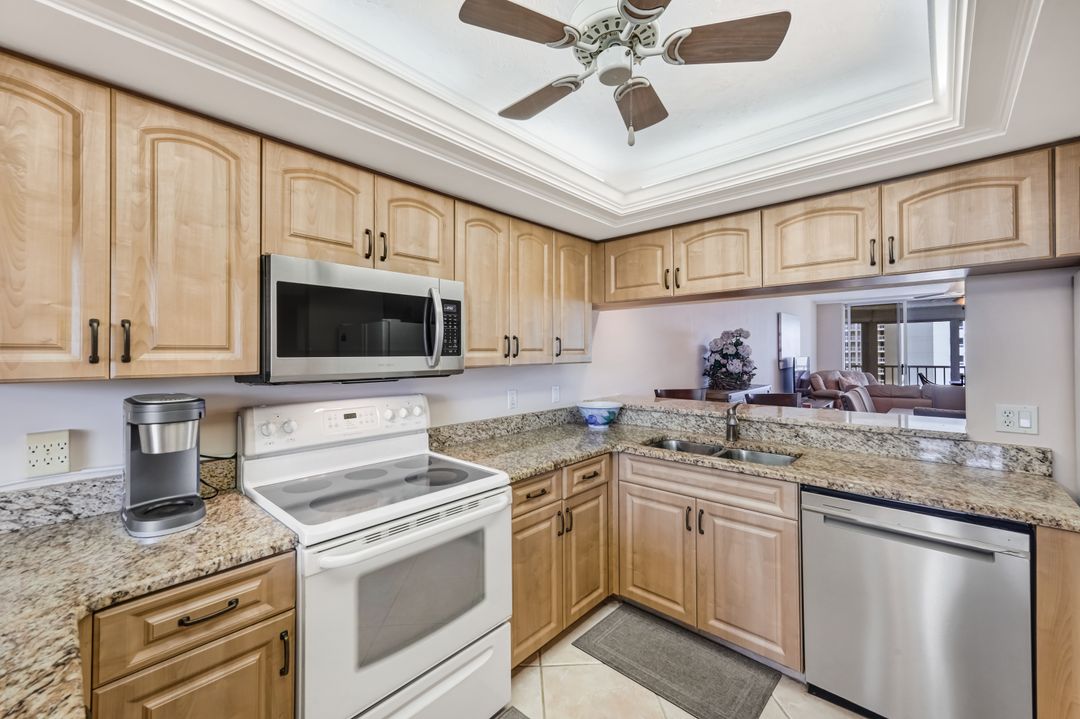 11118 Gulf Shore Dr #803, Naples, FL 34108