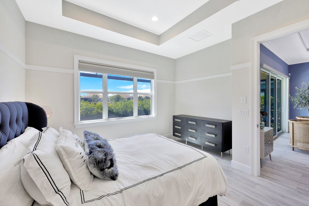5666 Elbow Ave, Naples, FL 34113