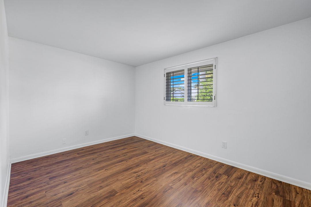 1015 Royal Palm Dr, Naples, FL 34103