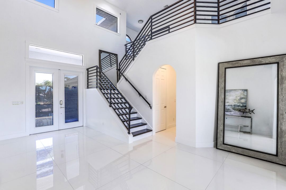 2550 SW 27th Pl, Cape Coral, FL 33914