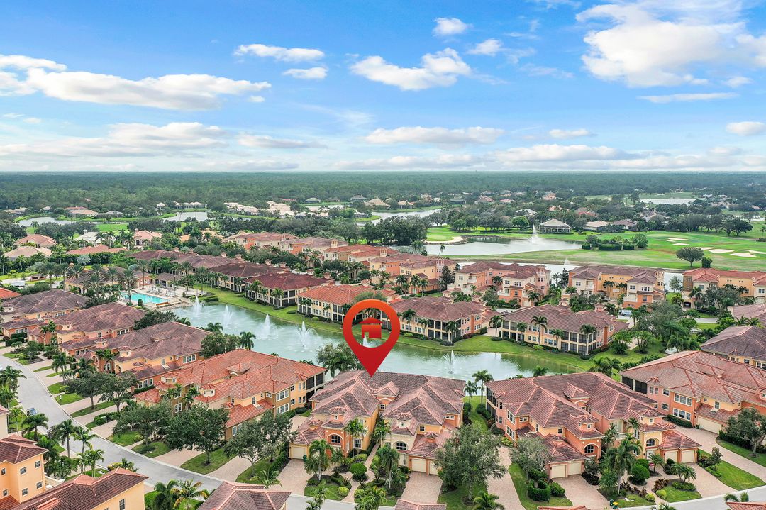 525 Avellino Isles Cir #33101, Naples, FL 34119